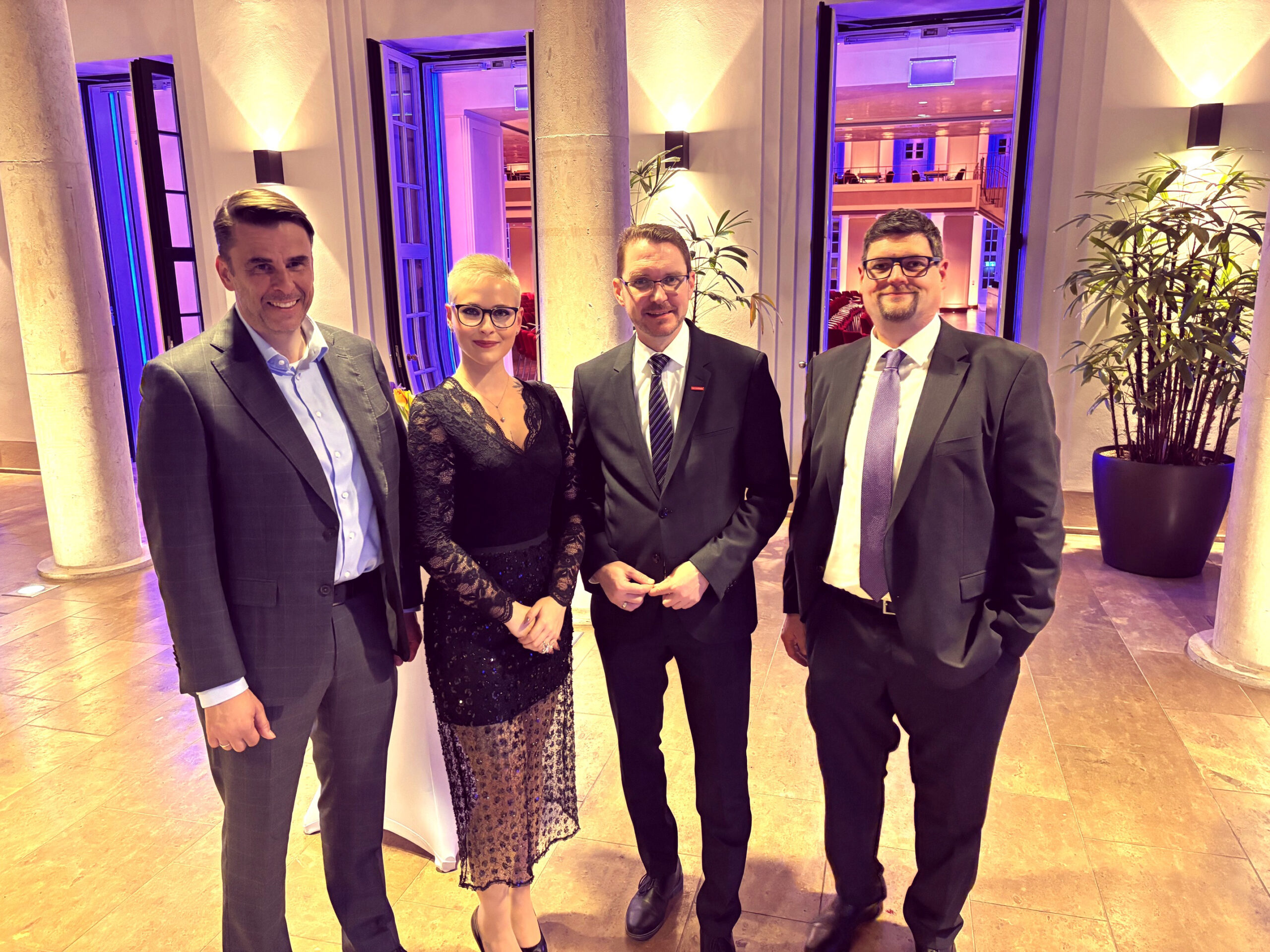 „Wenn die Arbeit stimmt, sollte es keine Rolle spielen, ob man jung oder eine Frau ist.“